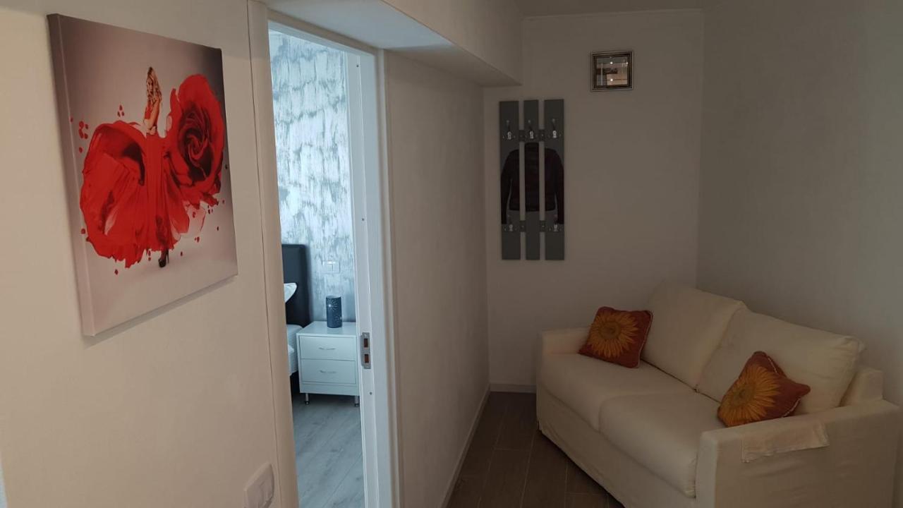 Water Lily Apartment - Self Check-In أرادايا المظهر الخارجي الصورة